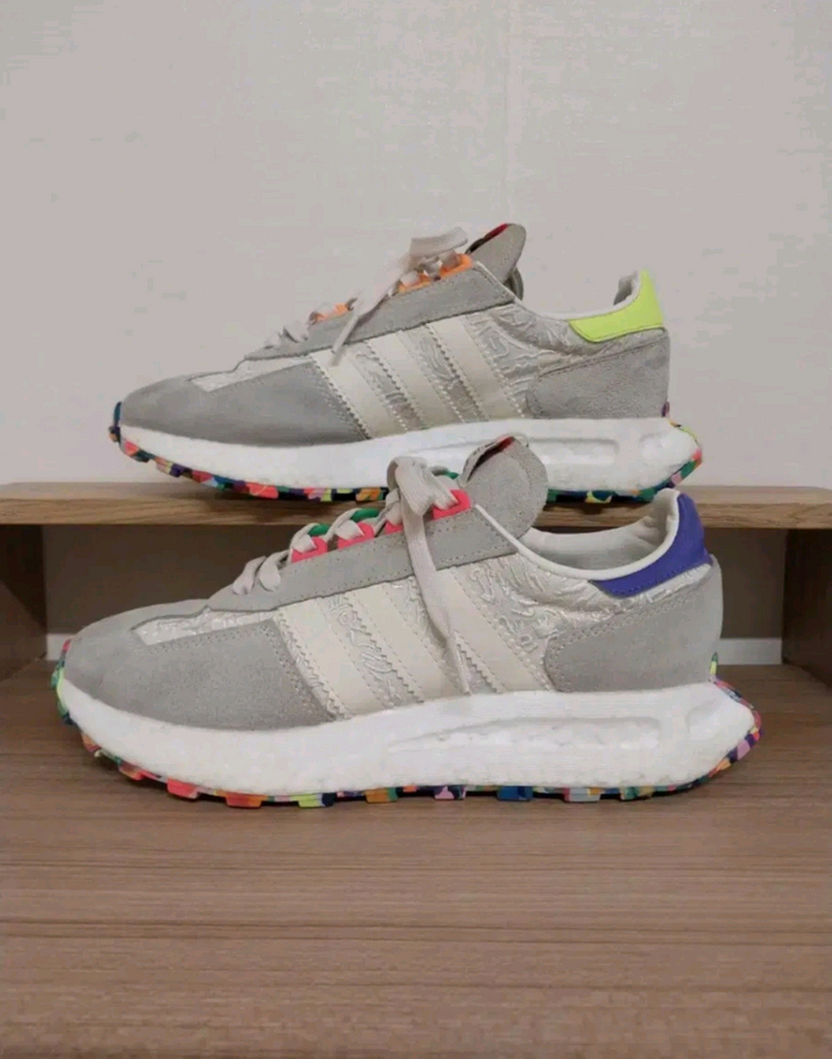 남성 아디다스 레트로피 E5 프라이드 운동화 (250) 이미지