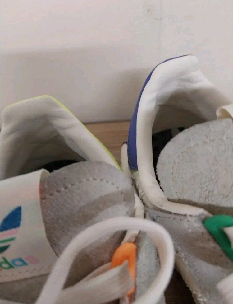 남성 아디다스 레트로피 E5 프라이드 운동화 (250) 이미지