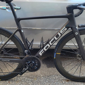 2024 신형 포커스 이자르코맥스 9.8 울테그라 Di2 M(54) 사이즈