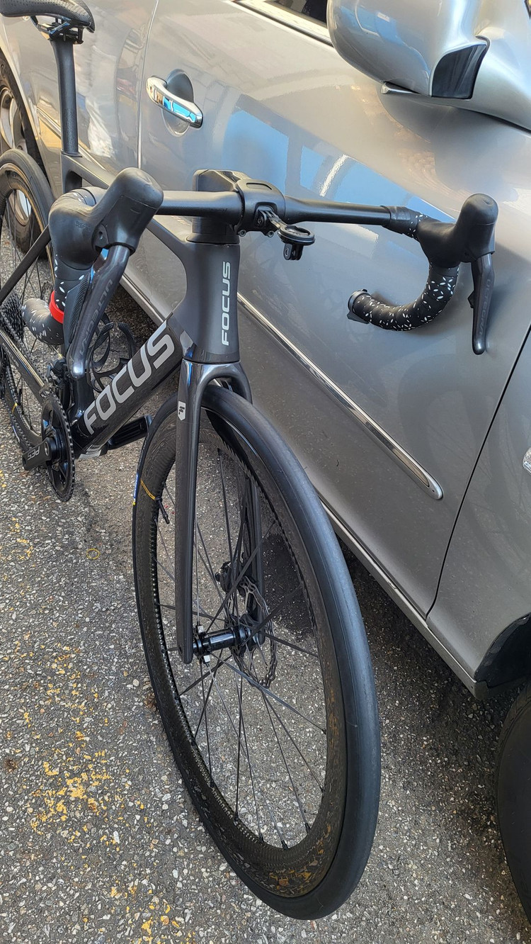 2024 신형 포커스 이자르코맥스 9.8 울테그라 Di2 M(54) 사이즈--1