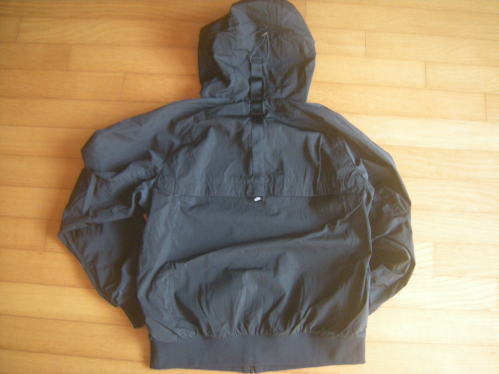 나이키 에션셀프리미엄 고급바람막이자켓 남성용s사이즈/아디다스 노스페이스 러닝조깅헬스배낭캠핑듯나낚시acg조던 아이폰--3