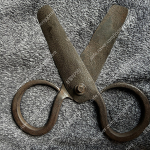 빈티지 옛날 우리나라 오래된 무쇠 엿가위 장식품 팝니다 이미지