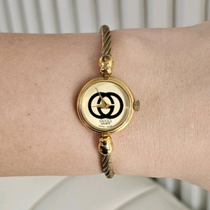 구찌 여성 금장 2047L 뱅글 여자 시계 팔찌 손목시계