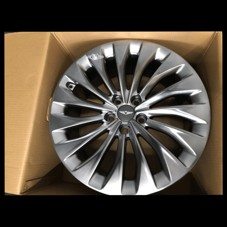 EQ900 터빈 19인치 휠 판매합니다. 2454519 2754019 이미지