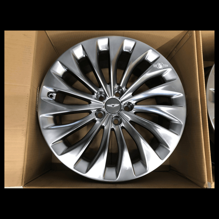 EQ900 터빈 19인치 휠 판매합니다. 2454519 2754019 이미지