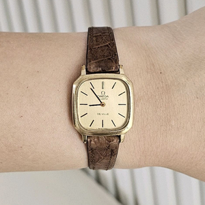 오메가 드빌 금장 여성 레이디 쿼츠 시계 빈티지 여자 손목시계 팔찌