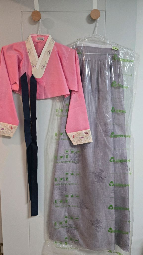 반가의 혼주 핑크색 한복 풀세트--6