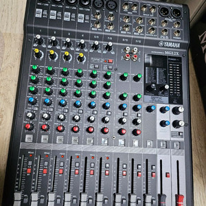 야마하 MG12X 이펙터 믹서