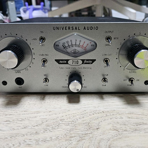 UA 710 twinfinity 마이크프리앰프