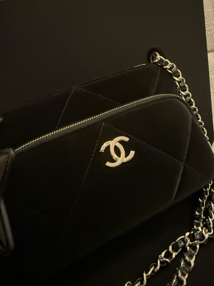 샤넬 밸벳 사각 숄더 크로스백--1