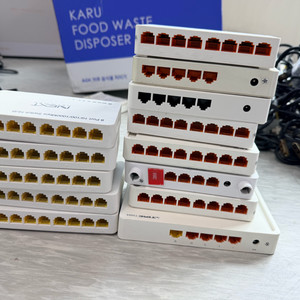 8포트 외 스위치 공유기 13대