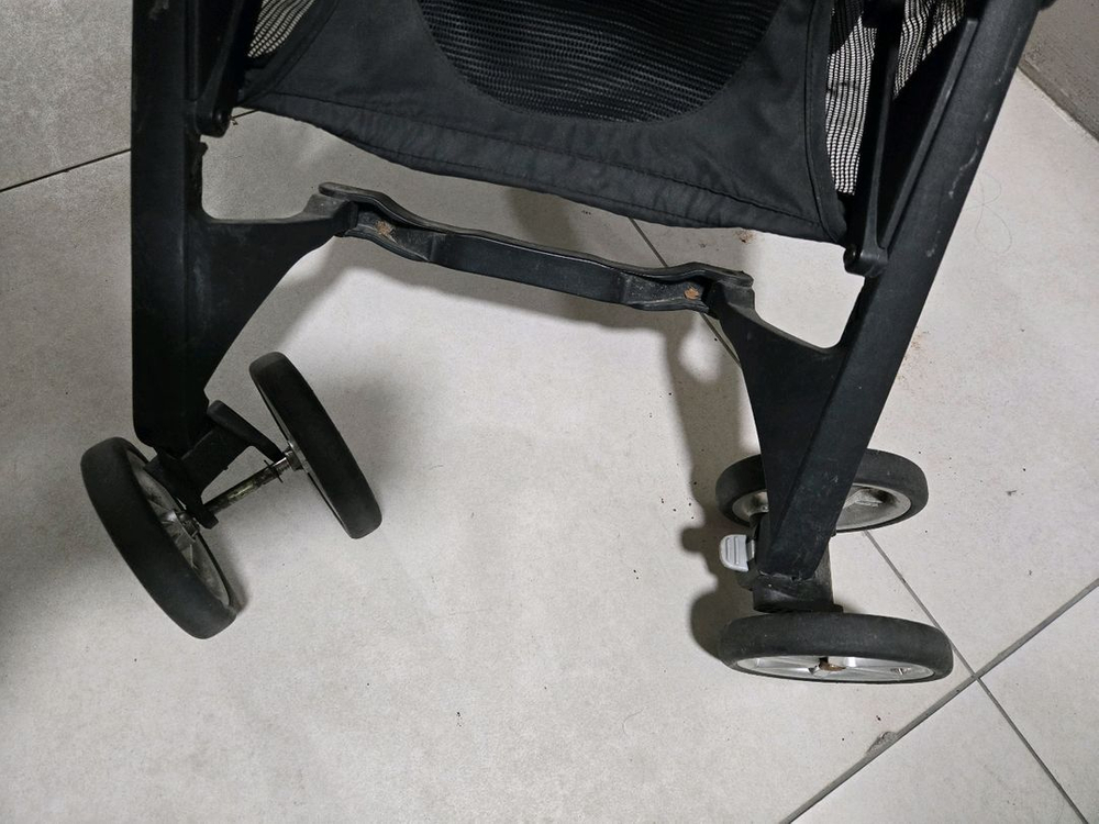 포킷 기내용 휴대용 유모차 이미지