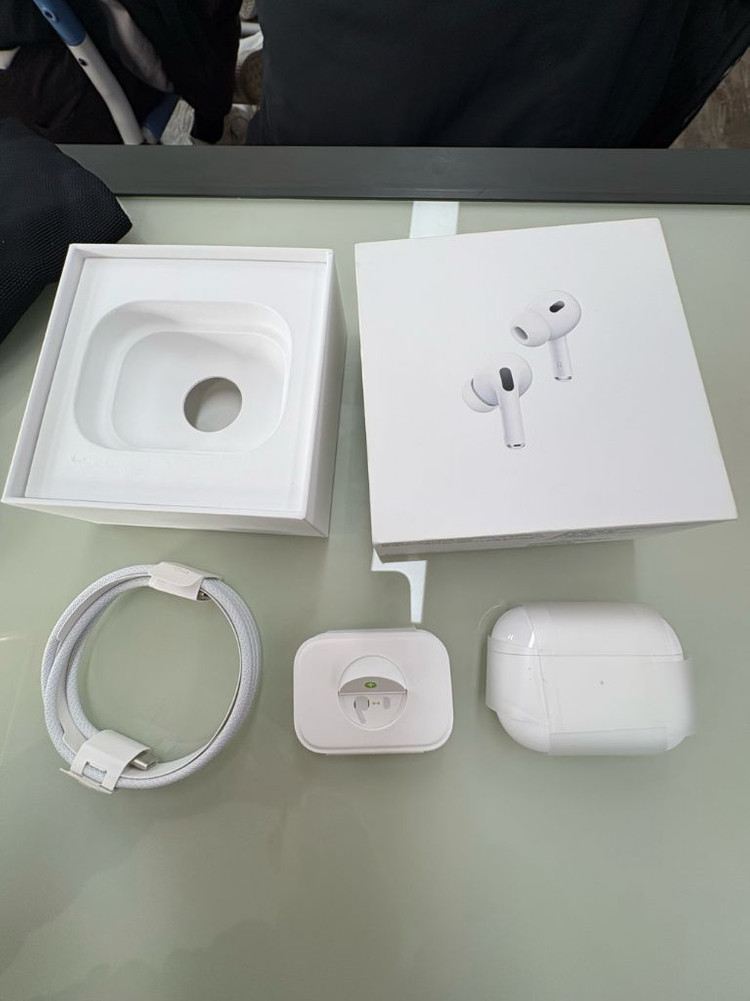 에어팟프로2 풀박스 오른쪽 유닛 제외 급처분ㅡ!! 이미지