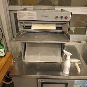 충북청주 피자도우롤러기입니다