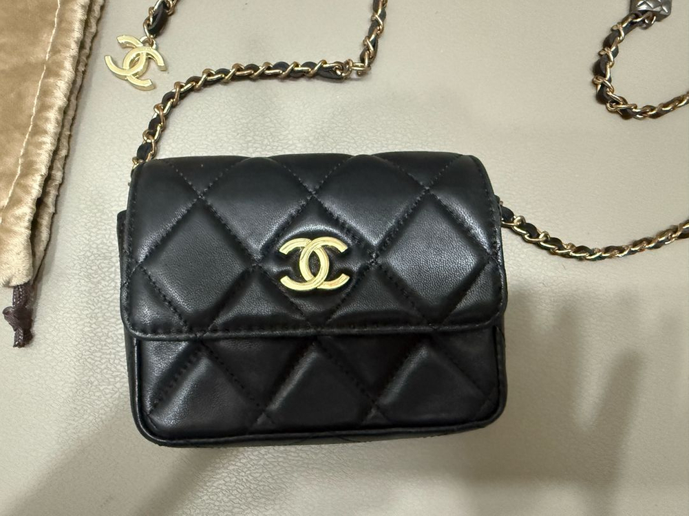 샤넬 CC 로고 퀼팅 미니 크로스백 이미지