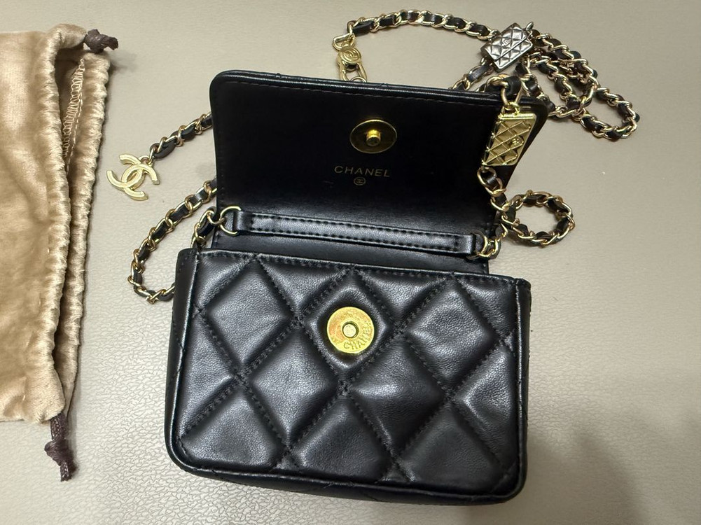 샤넬 CC 로고 퀼팅 미니 크로스백 이미지