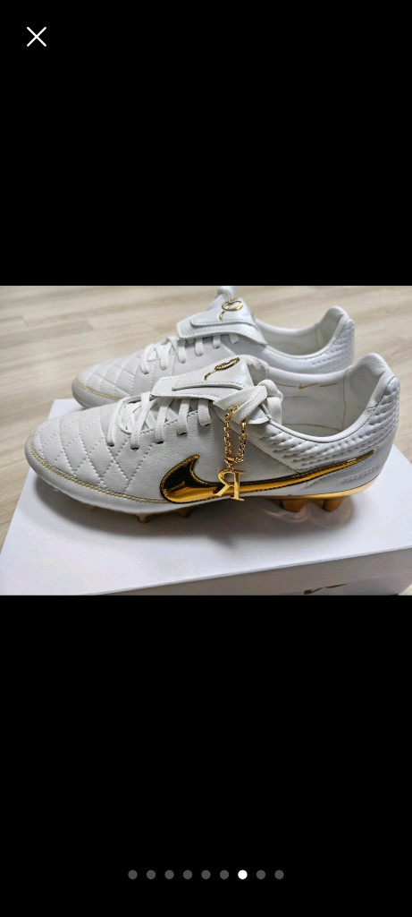 나이키 티엠포 레전드 SE축구화 255mm--6