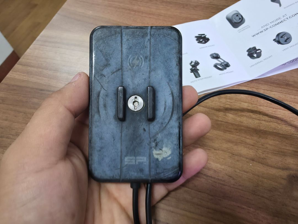 SP커넥트 모토 마운트 프로 (에스피커넥트(sp connect)) 무선 충전 모듈 포함 이미지