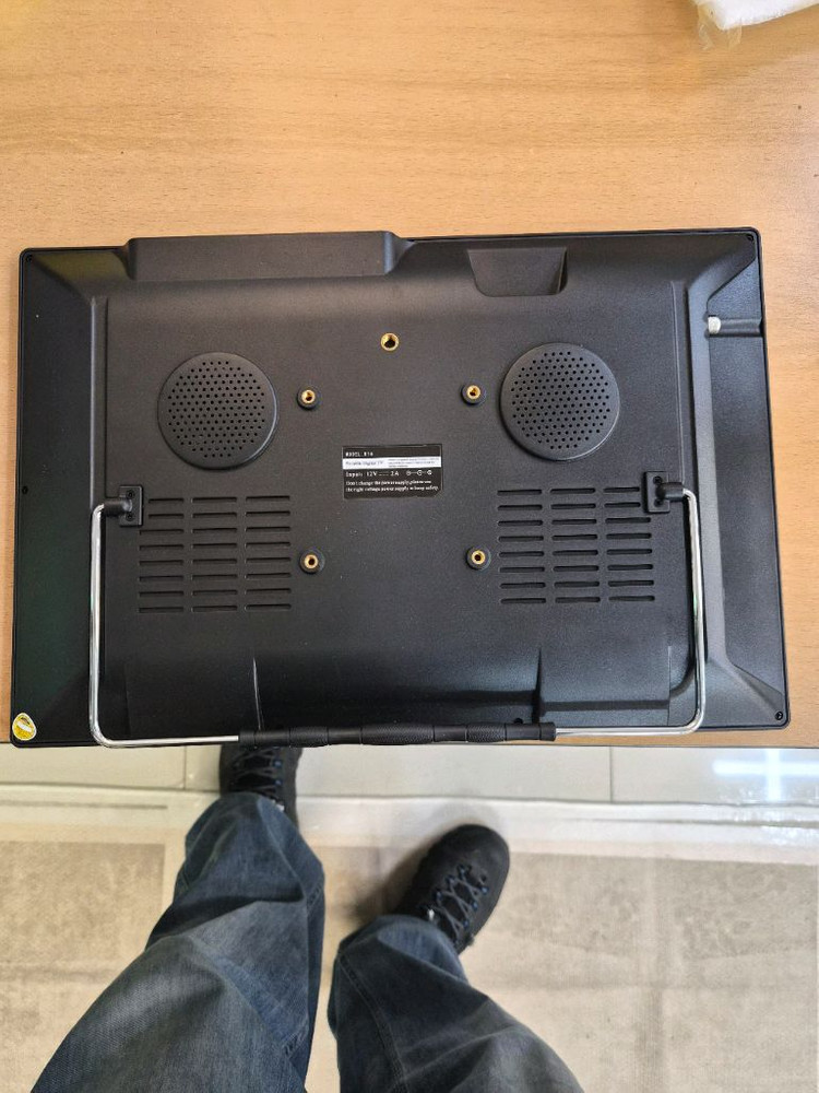 충전식 휴대용 미니 디지털 TV 지지대 DVB-T2, ISDBT ATSC Hevc H265, 10 비트 코드 TV 이미지