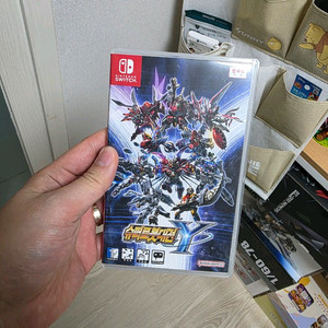 닌텐도 스위치 슈퍼로봇대전 Y 팝니다.