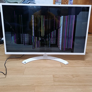 32인치 게이밍 모니터 LG 32MP58HQ 액정파손 부품용판매 이미지