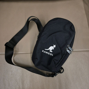 캉골 크로스백 이미지