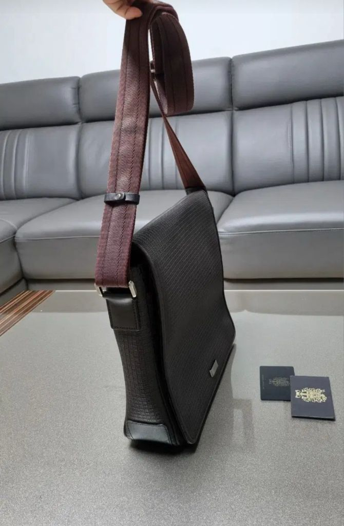 닥스 크로스백.숄더백.메신저백(다크브라운.새상품급 이미지