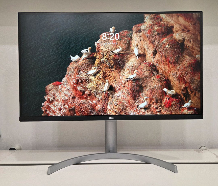 [S급]LG 32인치 4K UHD 모니터 32UN650K 판매합니다 이미지