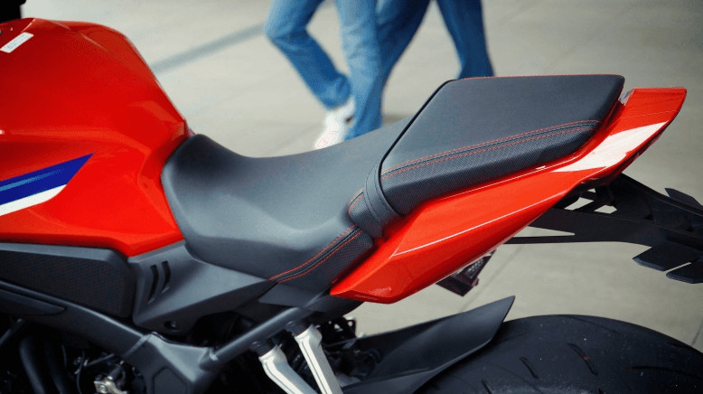 CBR650R E클러치 24년식 팝니다 이미지
