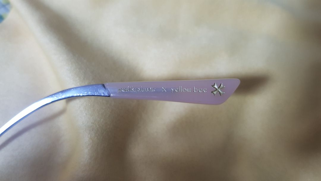 새제품 선글라스 여러개 정리중 - 그라픽플라스틱 선글라스 옐로우비 택포5만--2