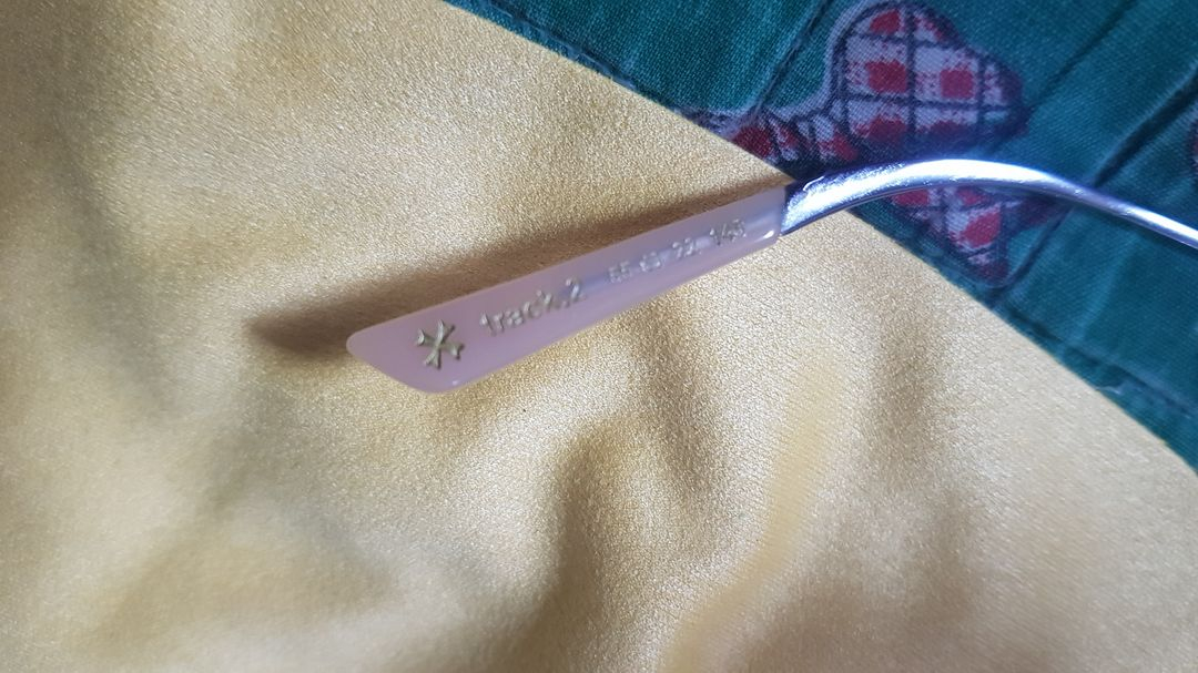 새제품 선글라스 여러개 정리중 - 그라픽플라스틱 선글라스 옐로우비 택포5만--3