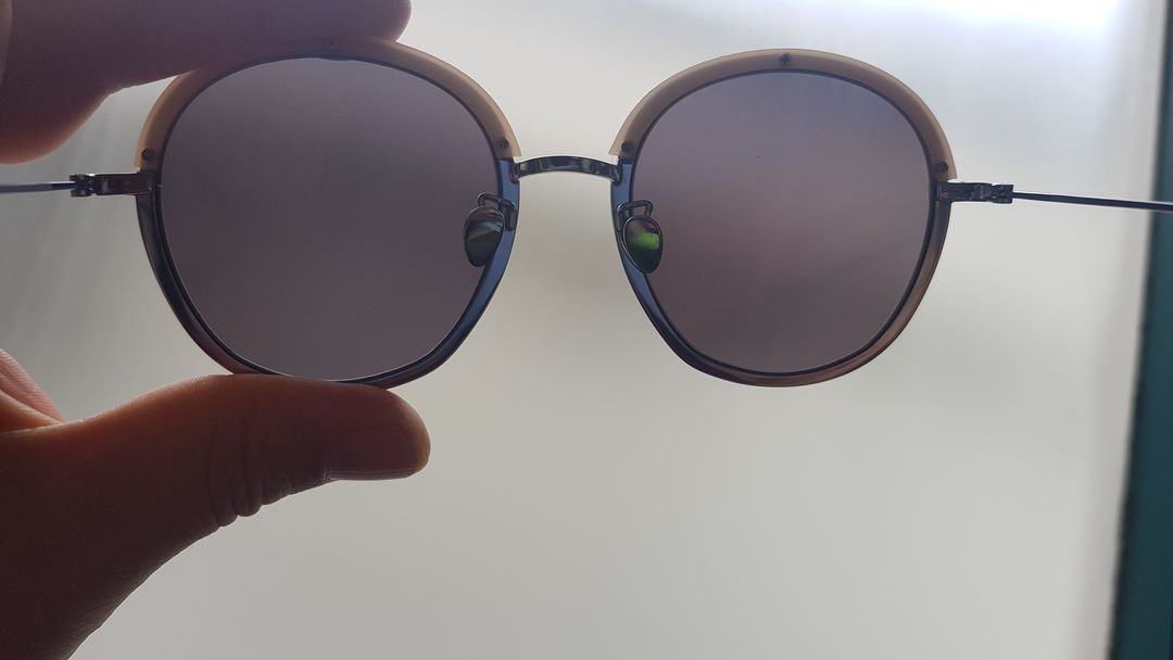 새제품 선글라스 여러개 정리중 - 그라픽플라스틱 선글라스 옐로우비 택포5만--4