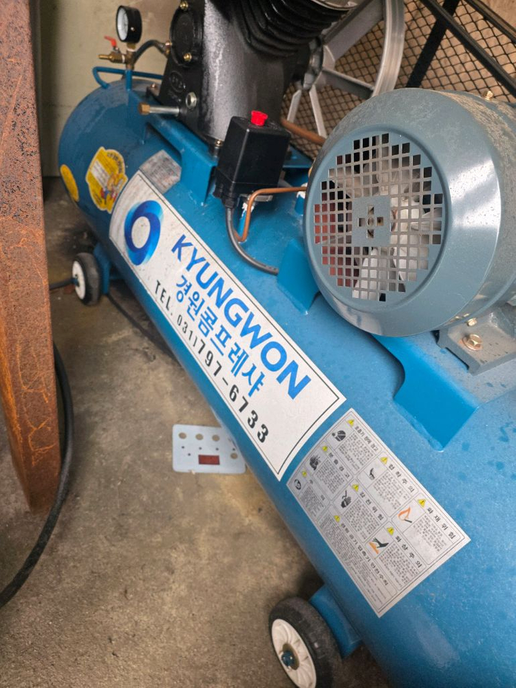 5마력 콤프레샤 3상--1