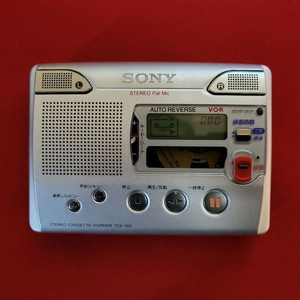 소니워크맨 TCS-100 깨끗한 카세트 플레이어 레코더