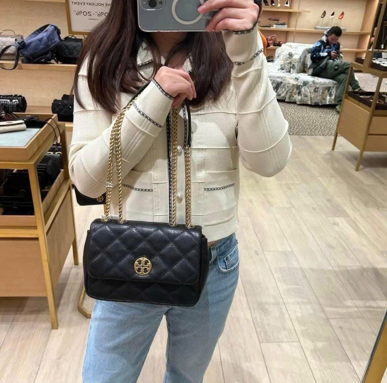 토리버치 윌라 스몰 숄더백 블랙 Code148243 [해외]새상품--1