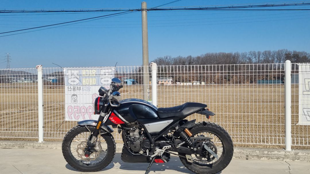 몬디알 힙스터 17년식/3천키로수/신차급/급매--3