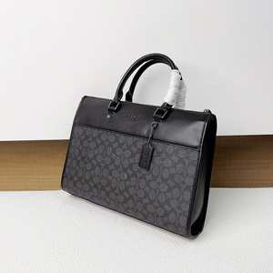 코치 고담 시그니처 폴리오백 2종 C2682[해외] 새상품