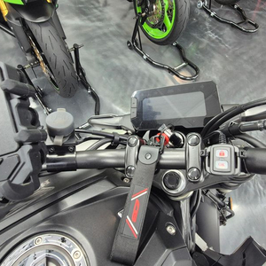 [판매완료]혼다 CB125R(베스트 셀러) 블랙 오토바이 입문용, 출퇴근용, 취미용 이미지