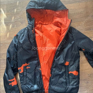 엠포리오 아르마니 후드 자켓 경량 패딩 봄점퍼 154cm 12A거의 새것