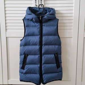 플라스틱아일랜드 다운패딩조끼. 36사이즈