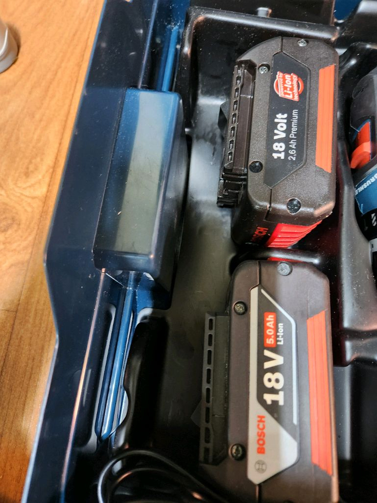 보쉬 GSB 18V-90 C 전문가용 드릴 드라이버 세트입니다 이미지