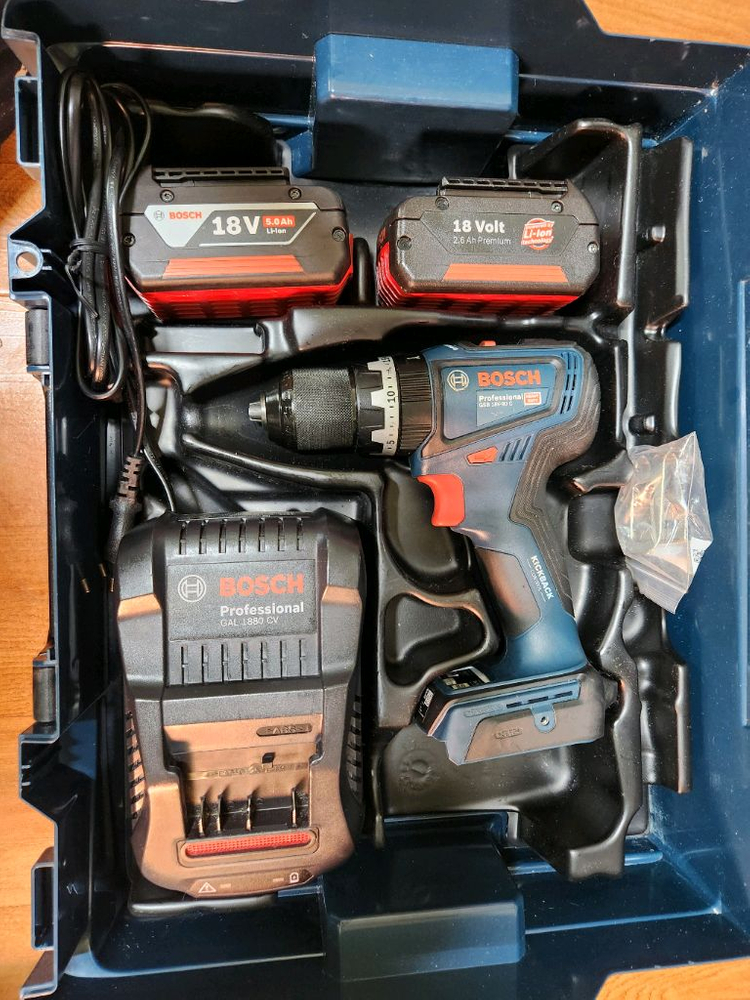 보쉬 GSB 18V-90 C 전문가용 드릴 드라이버 세트입니다 이미지