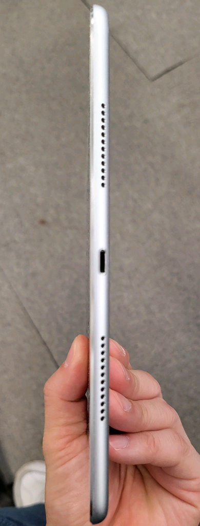 [애플] 아이패드 프로 9.7 32GB + 애플펜슬(리퍼)--5