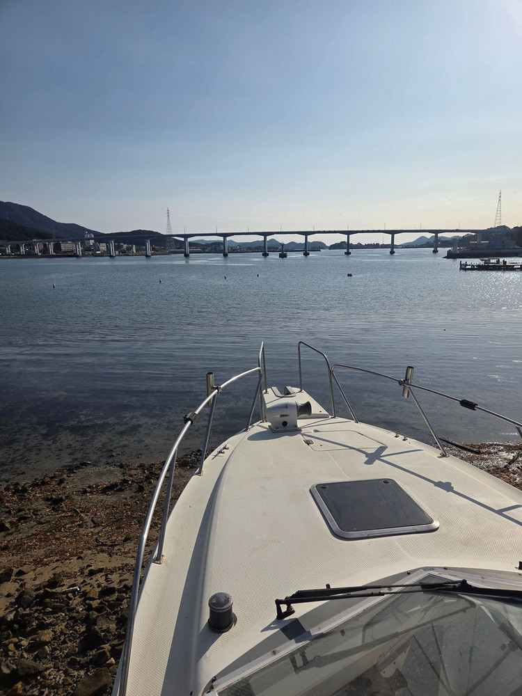 중고 낚시보트 야마하 FC24 선외기 하우스보트 이미지