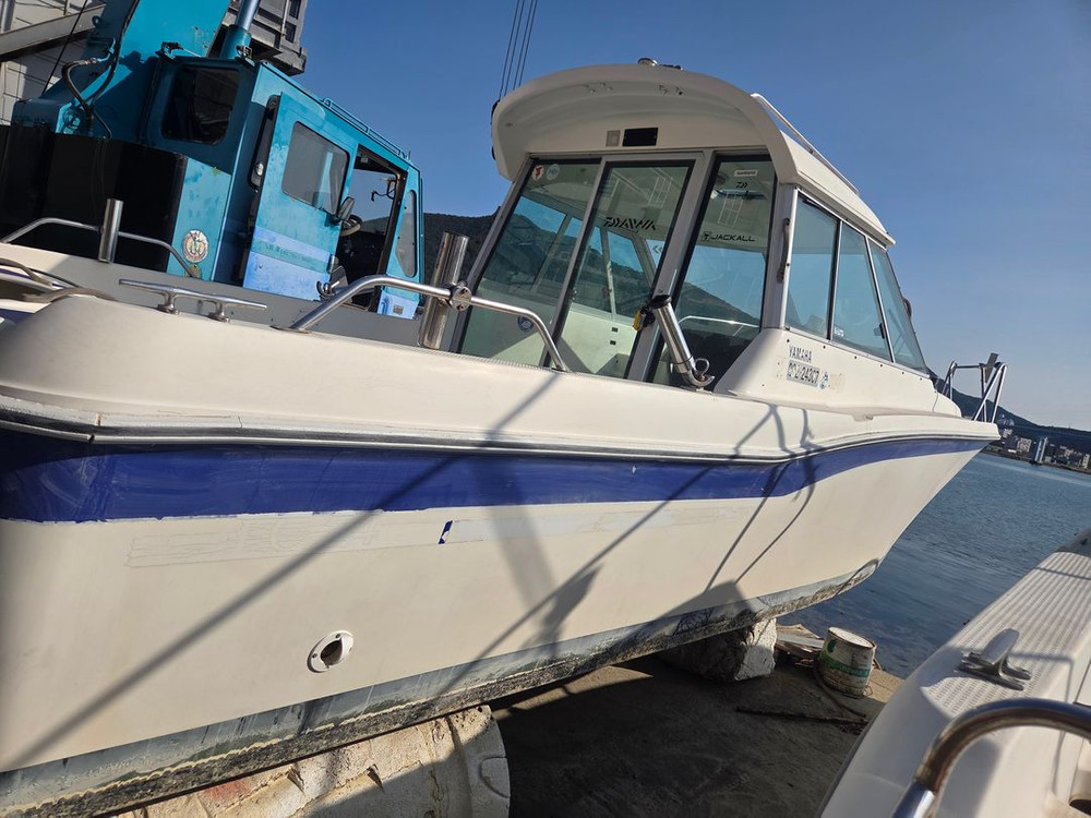 중고 낚시보트 야마하 FC24 선외기 하우스보트 이미지