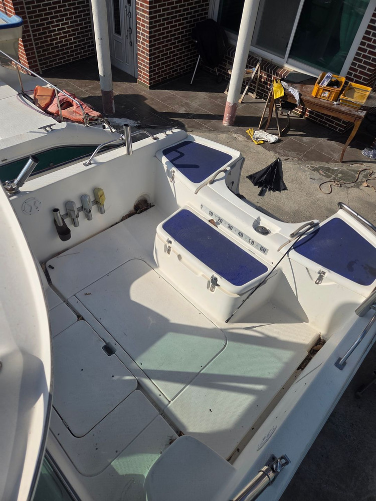 중고 낚시보트 야마하 FC24 선외기 하우스보트 이미지