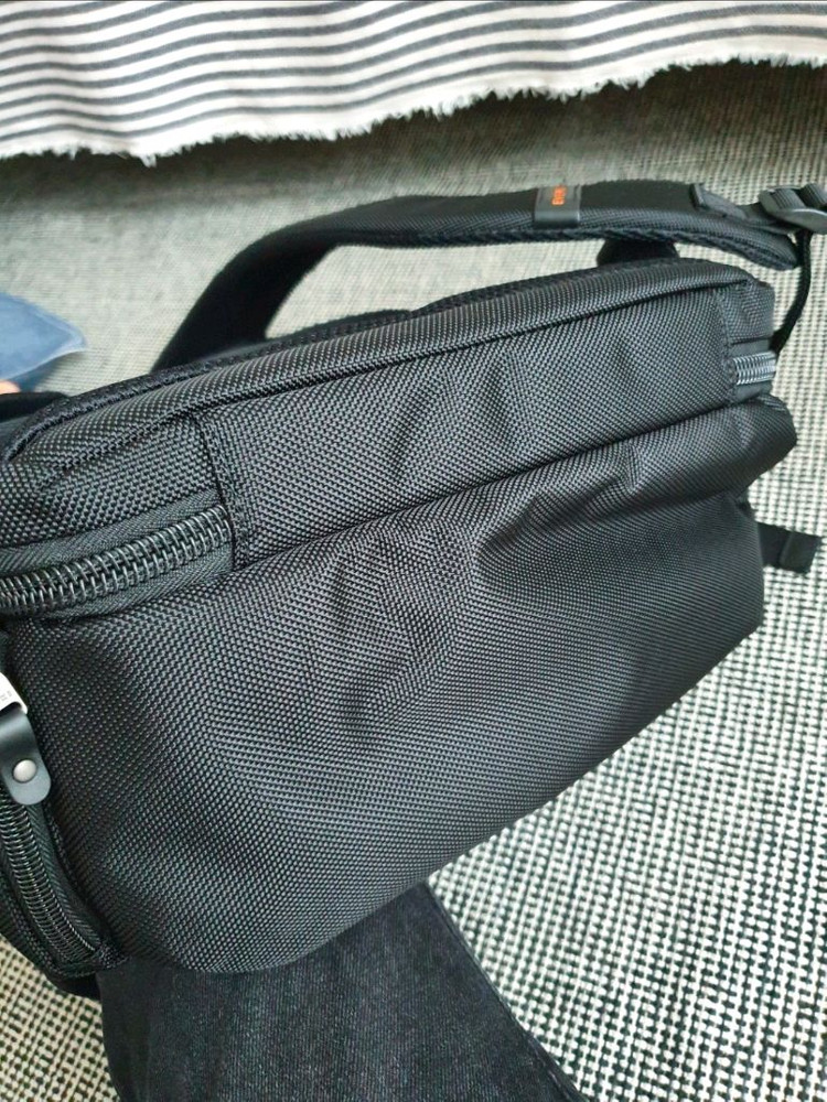 에버키 오닉스 EKP132 비즈니스 백팩 가방 (새제품급)--4