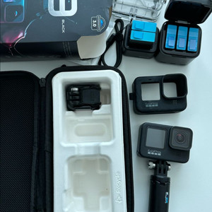 고프로9 풀박 + 텔레신 보조배터리 3개 + 정품 삼각대 + 방수케이스 이미지