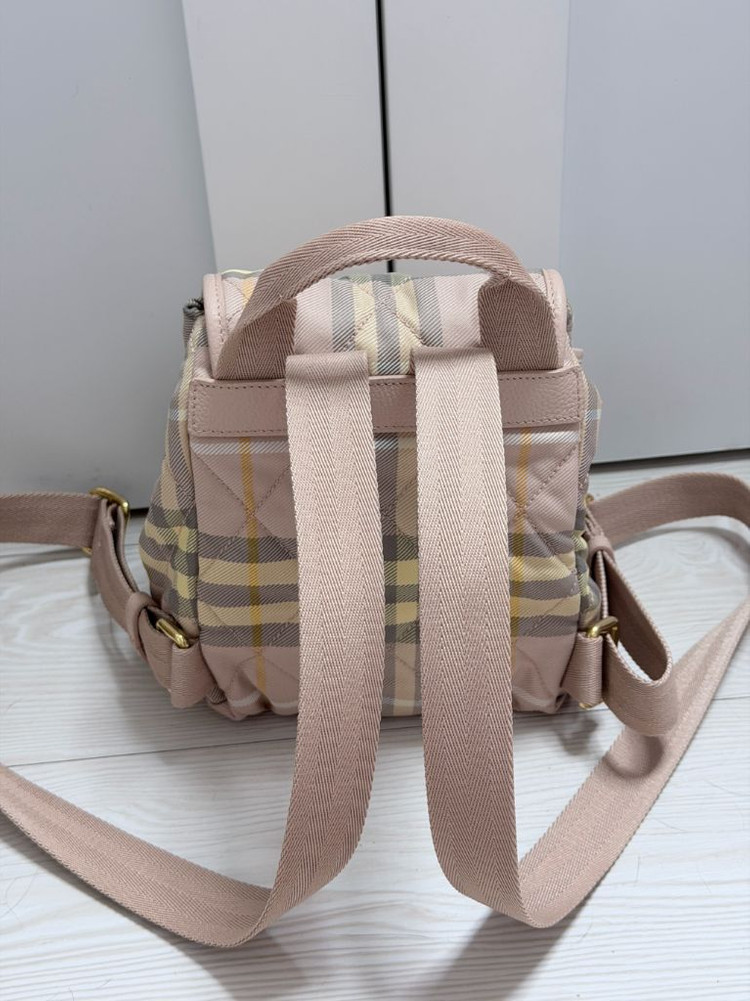 (상태 S급) 버버리 홀스슈 미니 백팩 티컵 핑크--2