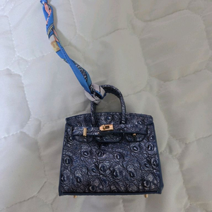 에르메스 가방 모양 키링 네이비색 새상품